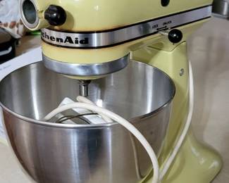 Vintage KITCHEN AIDE
