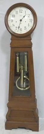 821 - Sligh grandfather clock 79 x 18 x 10
