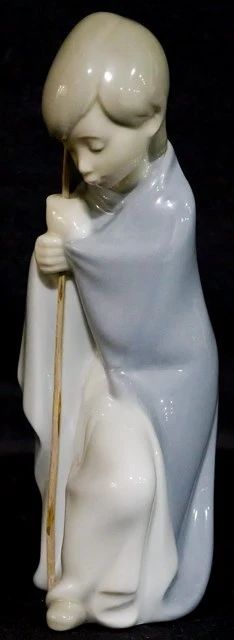 3958 - Lladro boy figurine, 6"

