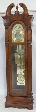 818 - Ridgeway grandfather clock with key 86 x 23 x 12 sun & moon dial face
