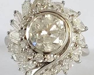 16z - Orianne Diamond & Platinum unity ring APP $40,100 5.56CT TW diamonds set in platinum, size 5.5
