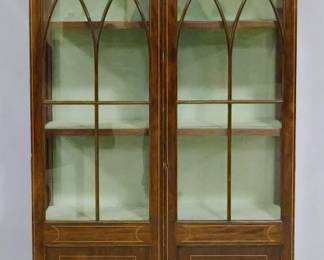 3924 - Edwardian inlaid mahogany display cabinet broken arch pediment with finial, lined interior, with key 79 x 36 x 16
