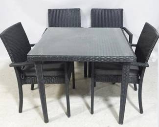 7915 - 5 Pc resin wicker dinette set table with glass top 30 x 35 x 35 chairs 35 x 23 x 23
