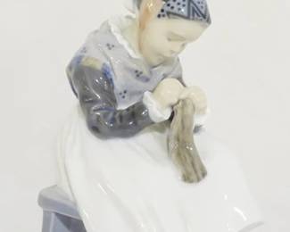 3804 - Royal Copenhagen 6" figurine
