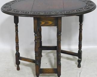 3899 - Carved English oak gate leg drop side table 29 x 36 x 24
