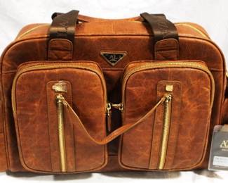 695 - Lazzaro Leather Purse 18 x13
