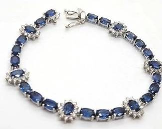 2z - Platinum Sapphire & Diamond bracelet APP $24K 7.25", 13.18CT TW blue sapphires 1.49CT TW diamonds, 7" long
