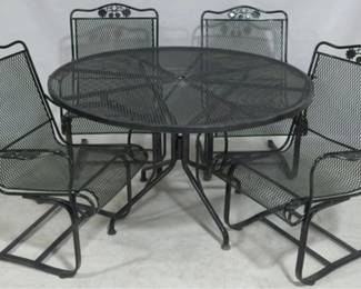 843 - 5 Pc iron patio table set with spring rockers table 28 x 8 rockers 36 x 26 x 26
