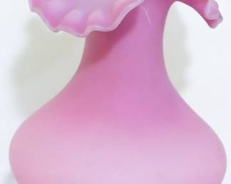 3812 - Fenton pink satin ruffled top 7.5" vase
