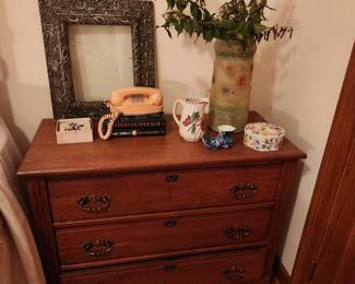Antique Chest of Drawers--Knapp Joints