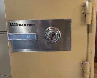 Meduim size floor Safe