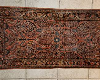 Sarouk Persian rug 26X50 in