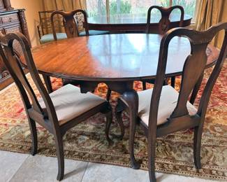 Antique handpainted Queen Anne-style table, 4 matching chairs