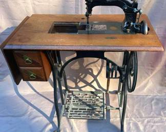  001 Antique Sewing Machine 1876 Wheeler Wilson with Table and Cover