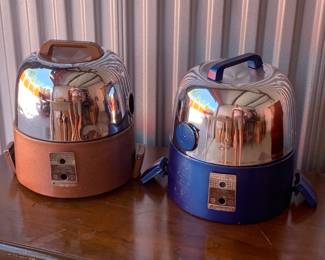 Lots of vintage Rainbow Vacuum Canisters & parts