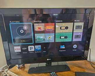 LG 32 inch TV