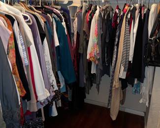 Fantastic clothing!! Lots of Anthropologie & BoHo 