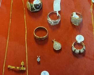 Assorted Gild jewelry