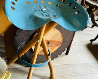 Cool tractor seat stool 