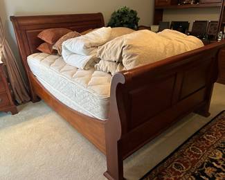 	#68	Bob Timberlake by Lexington queen sleigh bed with mattress and bedding	 	SOLD		