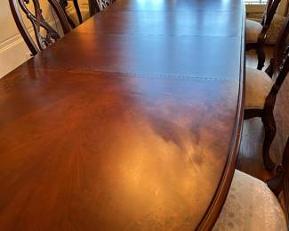*	#34	American Drew dining table with 2 leaves and 8 chairs 94"-148"x50x30"	 SOLD		