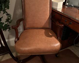 	#73	Leather executive desk chair	 SOLD				