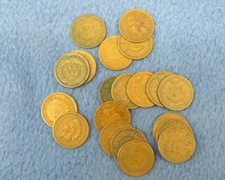Lot 99. 20 Indian Head pennies