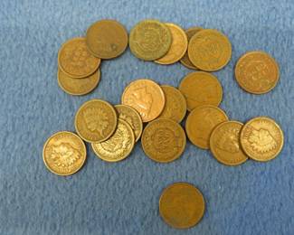 Lot 39. 20 Indian Head pennies
