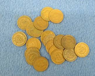 Lot 305. Twenty Indian Head pennies