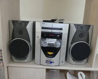 Sony 50+1 Mega Storage AM/FM-CD-Dual Cassette Stereo with Speakers & Remote #HCD-MC1