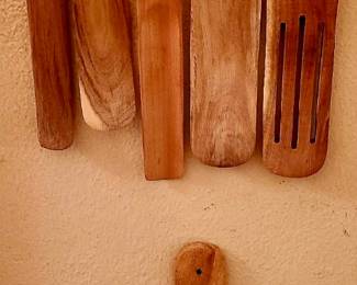 Kingry Spatulas and Bread Board