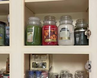 Lots of Discontinued Yankee Candles and Votives 