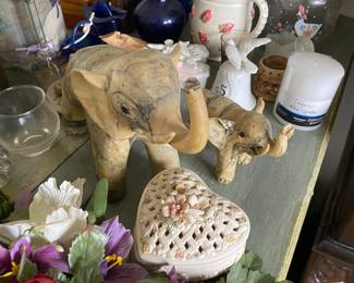 Miscellaneous decorations 