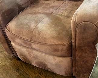 Sueded Leather Recliner.j 2peg
