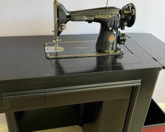 Art Deco Singer sewing machine and fabulous desk 