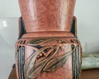 Vintage Roseville Pottery - Wonderful piece 