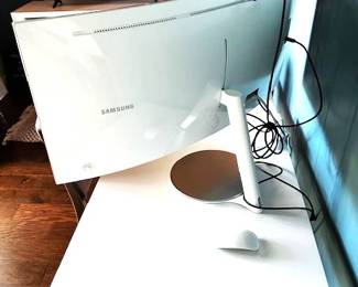 Samsung Ultrawide Curved Monitor