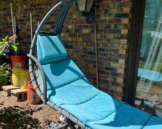 Hanging Lounger Chair
