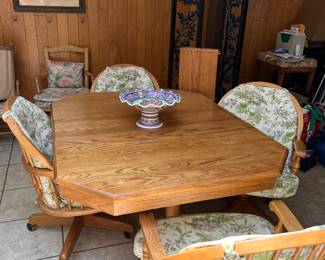 Vintage Dining Set with Swivel Rolling Chairs