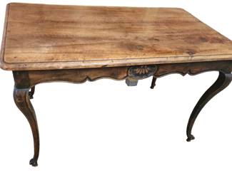 Early Old-World table with Cabriole legs