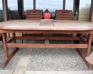 Teak wood solid outdoor dining table and 6 chairs set, in good condition
