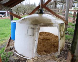 Farm animal livestock housing, calf hutch dome