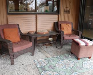 Outdoor armchairs and table