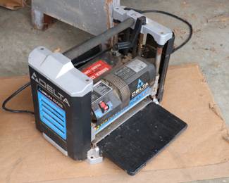 Delta portable planer woodworking machinery