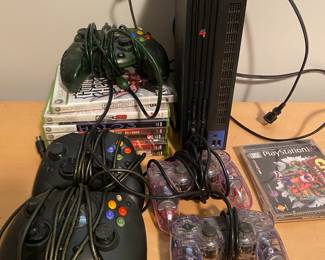 PS2, Xbox games and controllers 