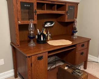 craftsman style desk