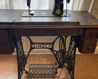 Incredible Antique 1890's Egyptian Singer Sphinx sewing machine. 