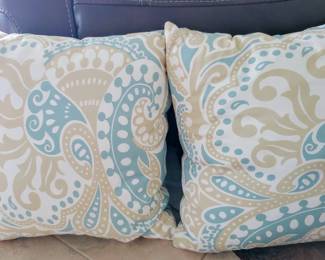 Decorative pillows