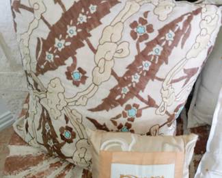 Decorative pillows