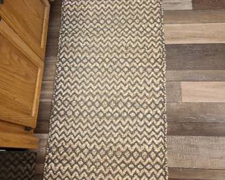 Montauk accent rug gray/natural 24 x 68 in.